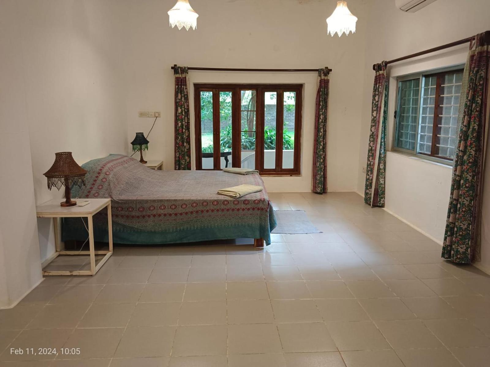 Isai Ambalam Guest House Pondicherry Esterno foto