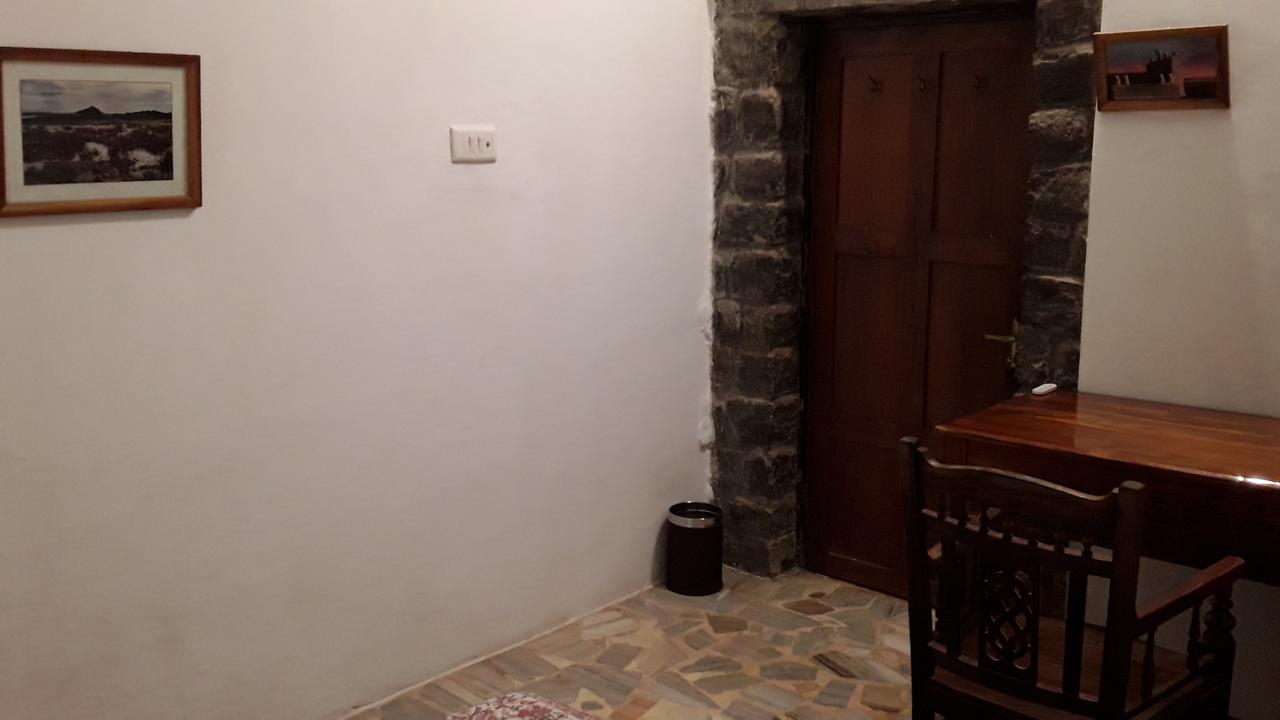 Isai Ambalam Guest House Pondicherry Esterno foto