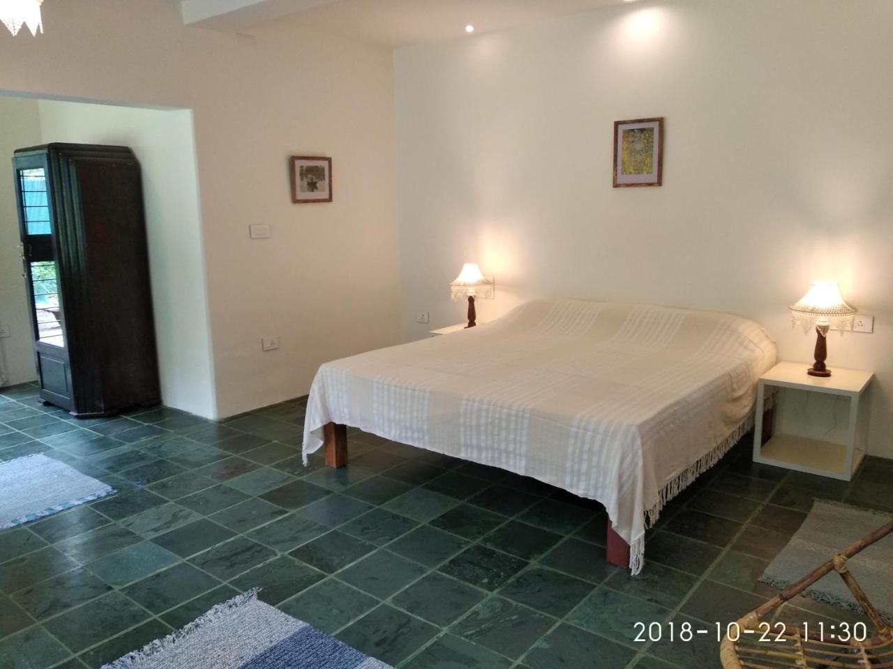 Isai Ambalam Guest House Pondicherry Esterno foto