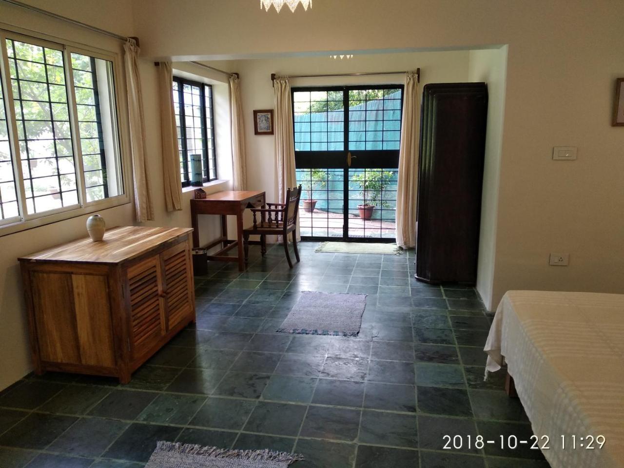 Isai Ambalam Guest House Pondicherry Esterno foto