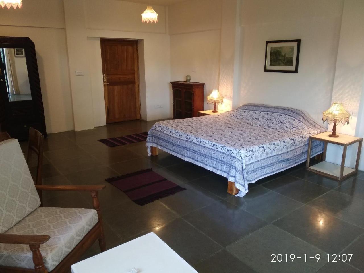 Isai Ambalam Guest House Pondicherry Esterno foto