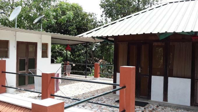 Isai Ambalam Guest House Pondicherry Esterno foto